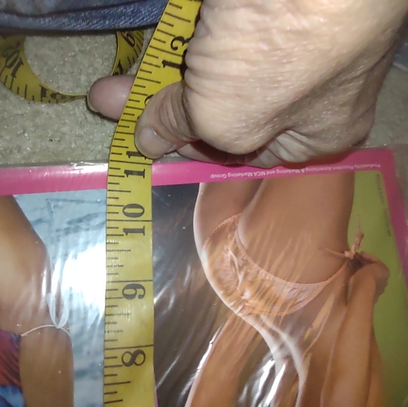 Hooter's Calendar new collectable - Picture 3 of 12